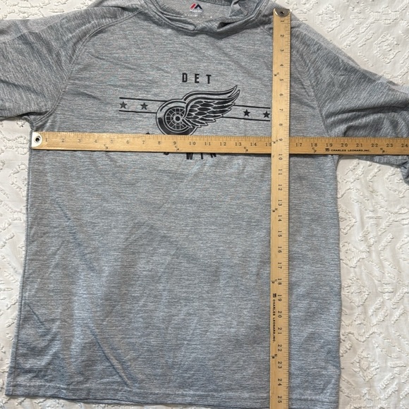 Majestic Detroit Red Wings Lightweight Long Sleeve Hooded Top Men’s Size Medium - Picture 5 of 7